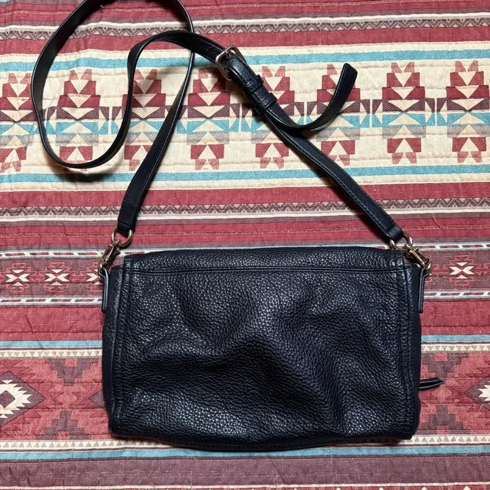 kate spade black pebbled leather crossbody purse